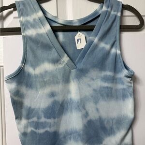 NWT Handmade Top, M, Tie dye Blue and White, V Neck, Sleeveless